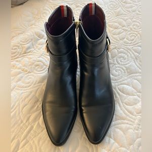 Tommy Hilfiger black booties